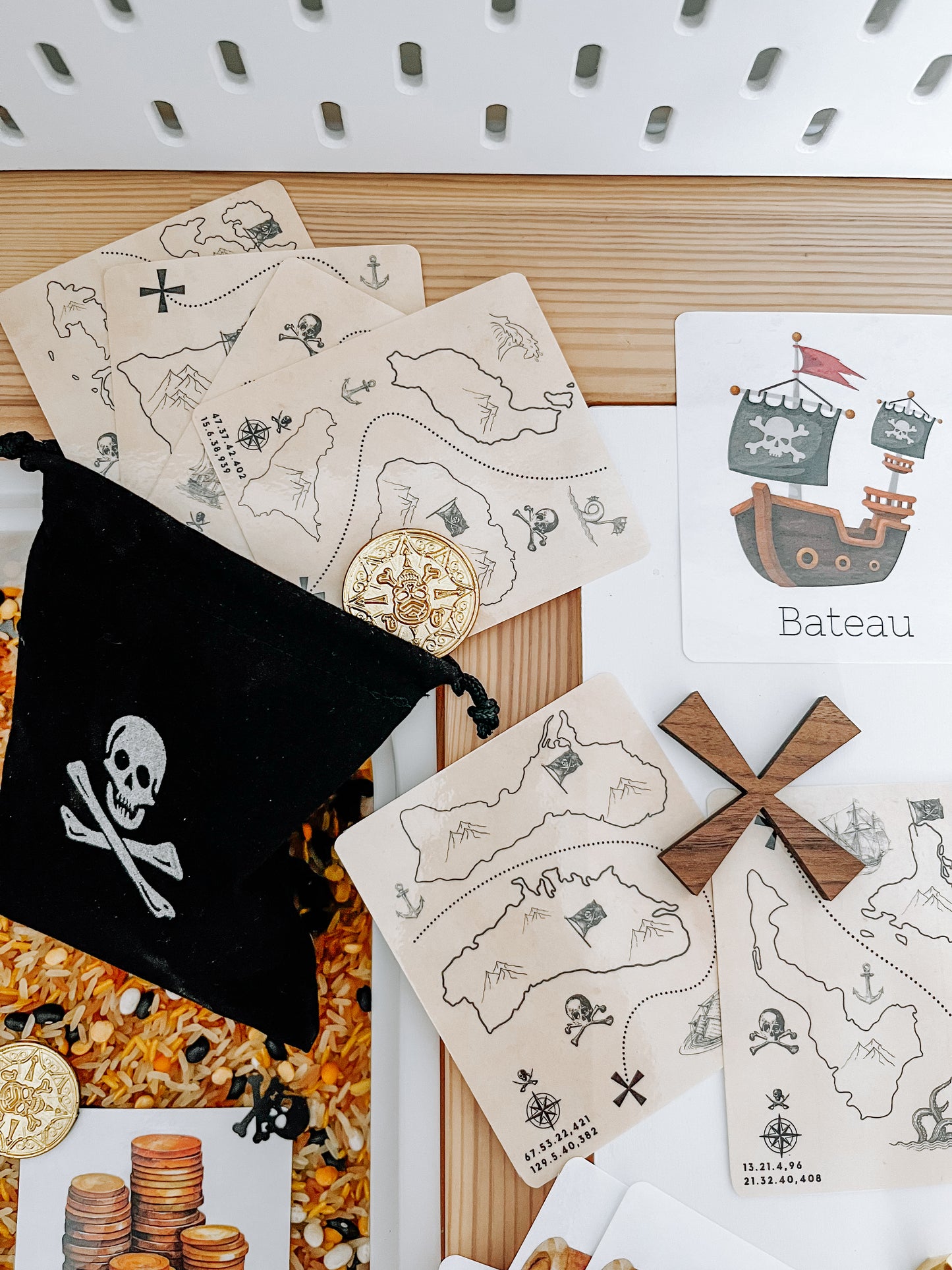 Boite sensorielle Pirates