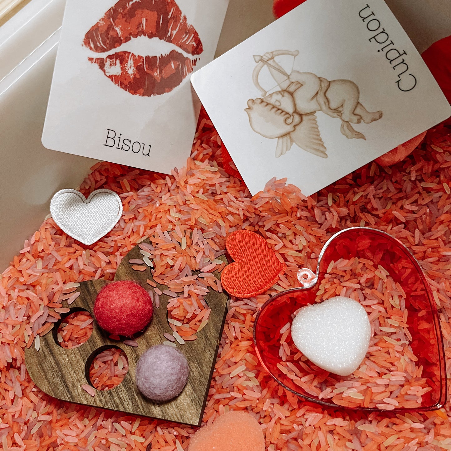 Boite sensorielle Saint-Valentin