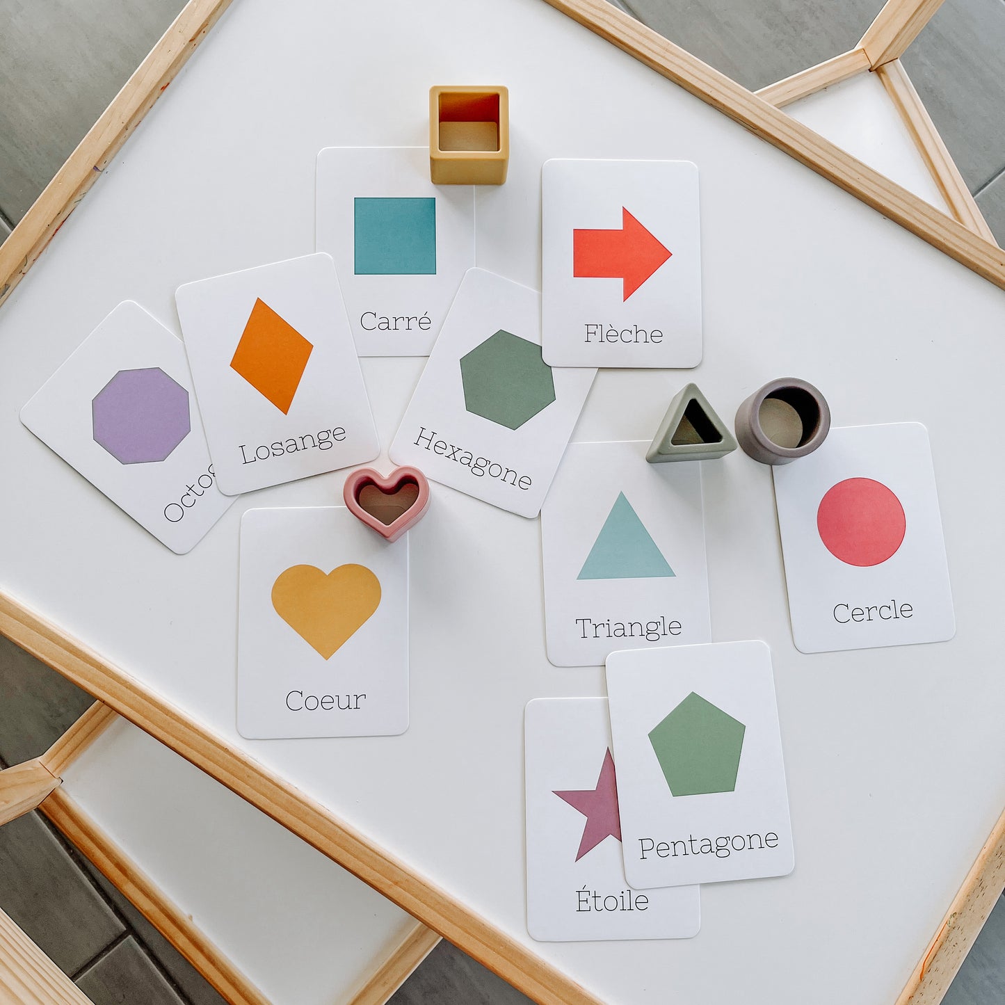 Boite Formes et Couleurs
