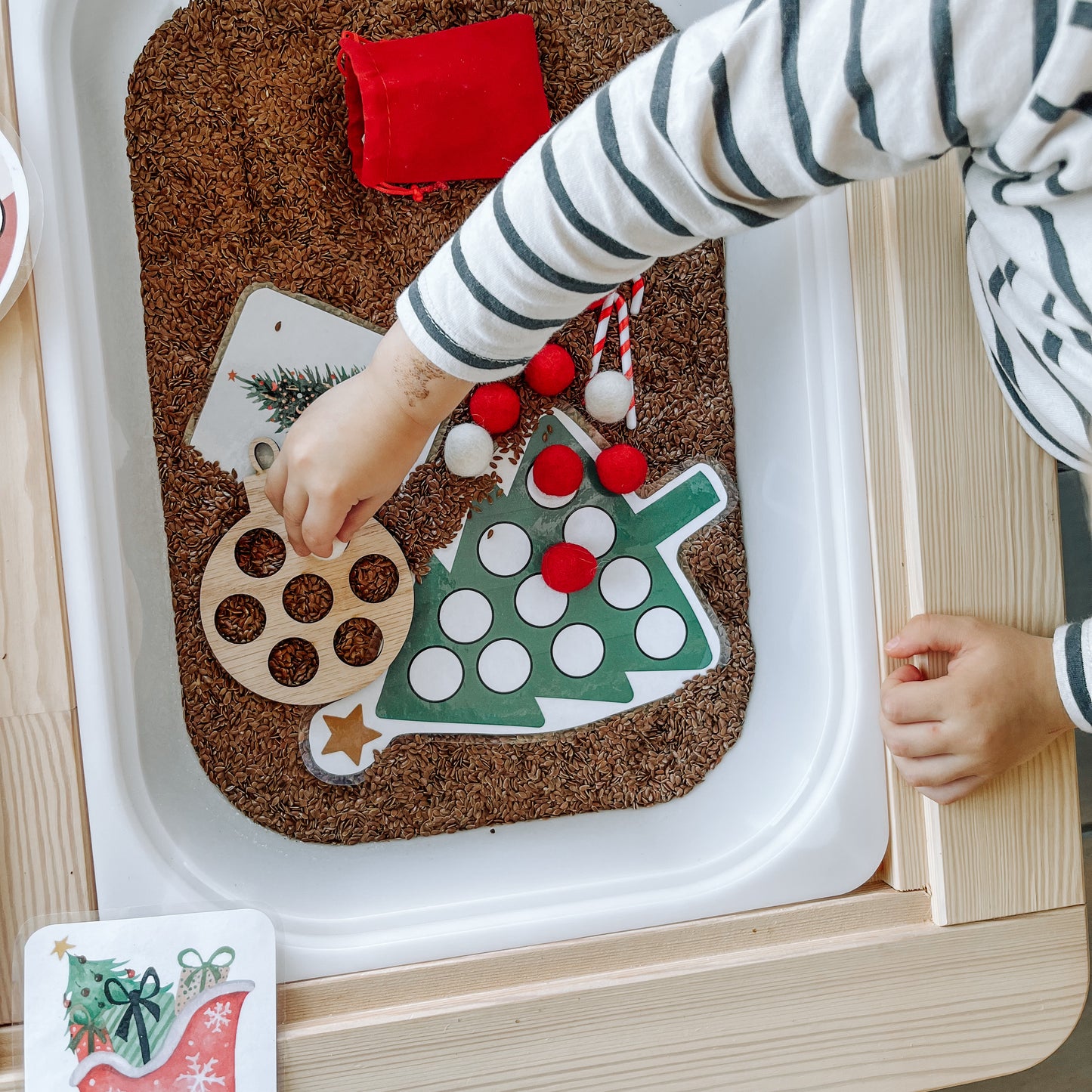 Boite sensorielle Noël 2023