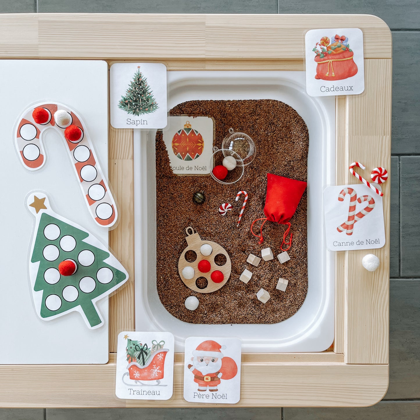 Boite sensorielle Noël 2023