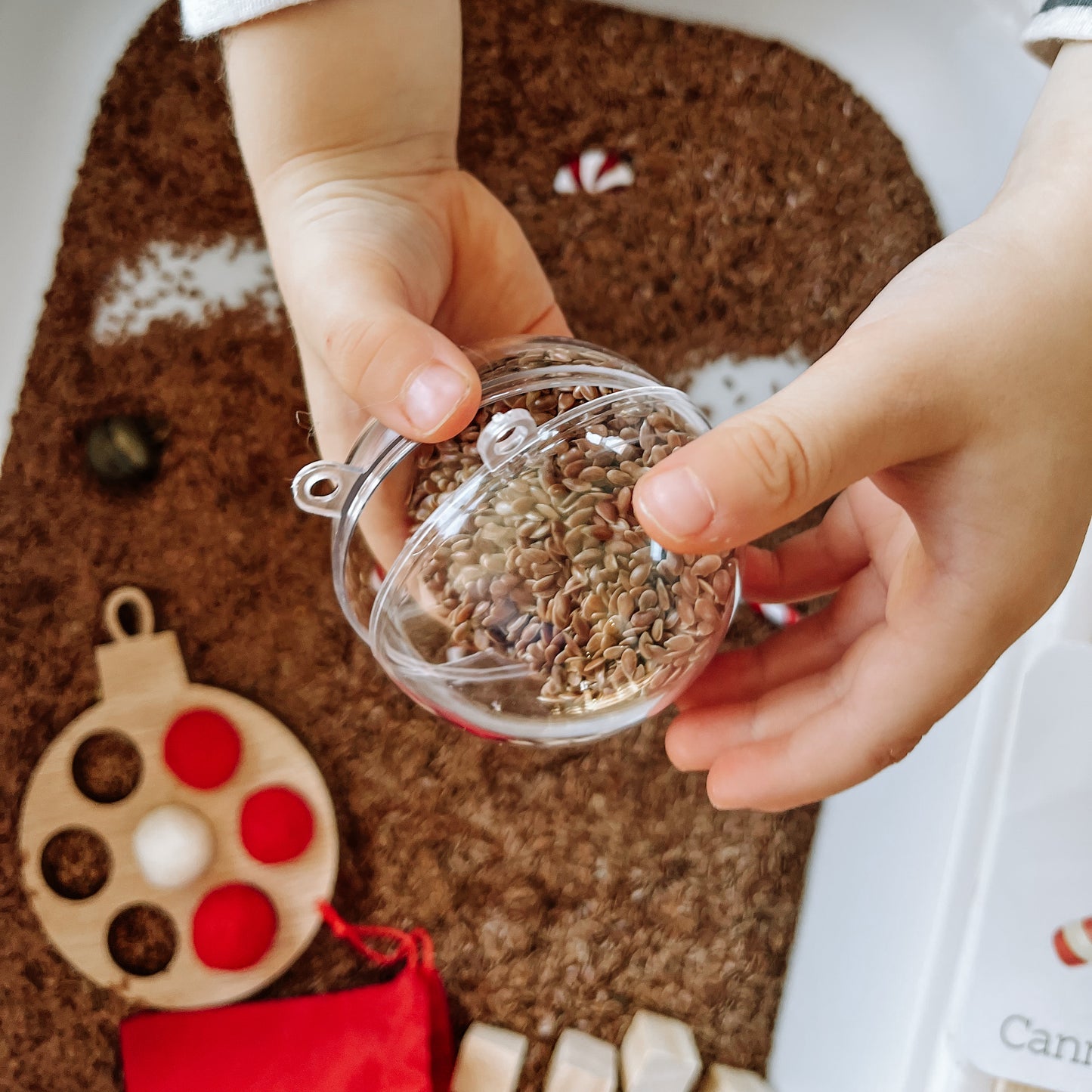 Boite sensorielle Noël 2023