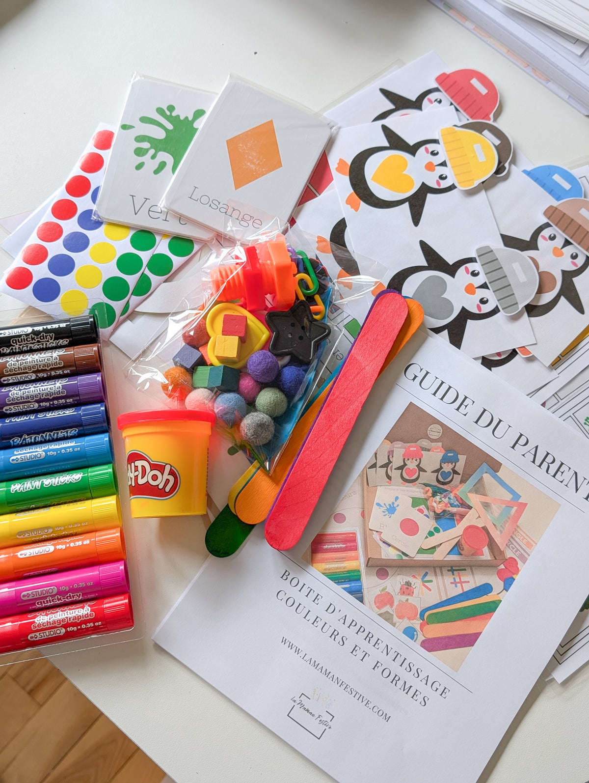 Boîte Couleurs et Formes